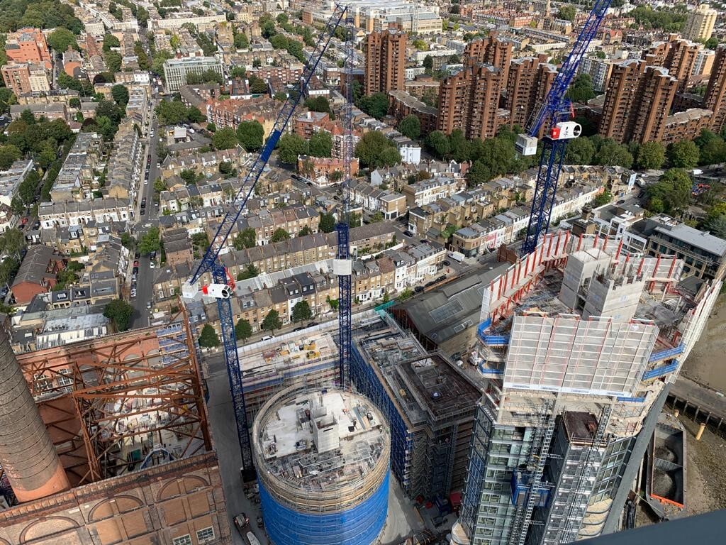 crane hire for roofing projects